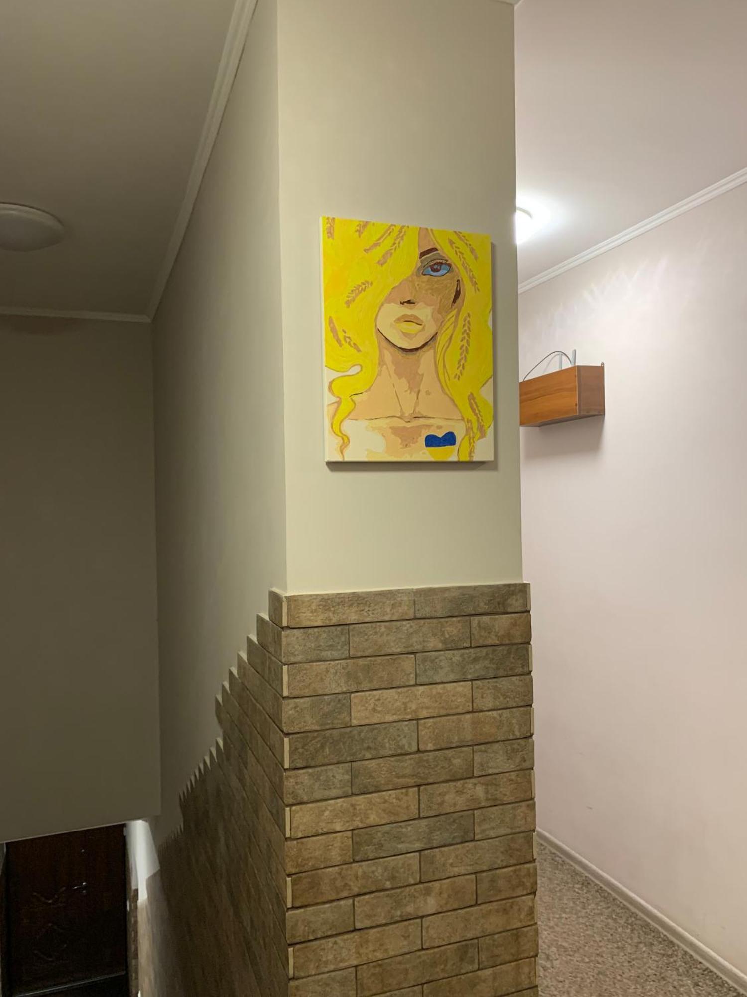 Yurus Hostel Lviv Exterior photo