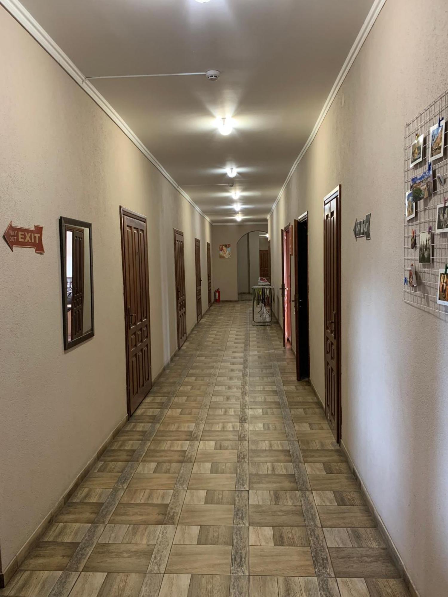 Yurus Hostel Lviv Exterior photo